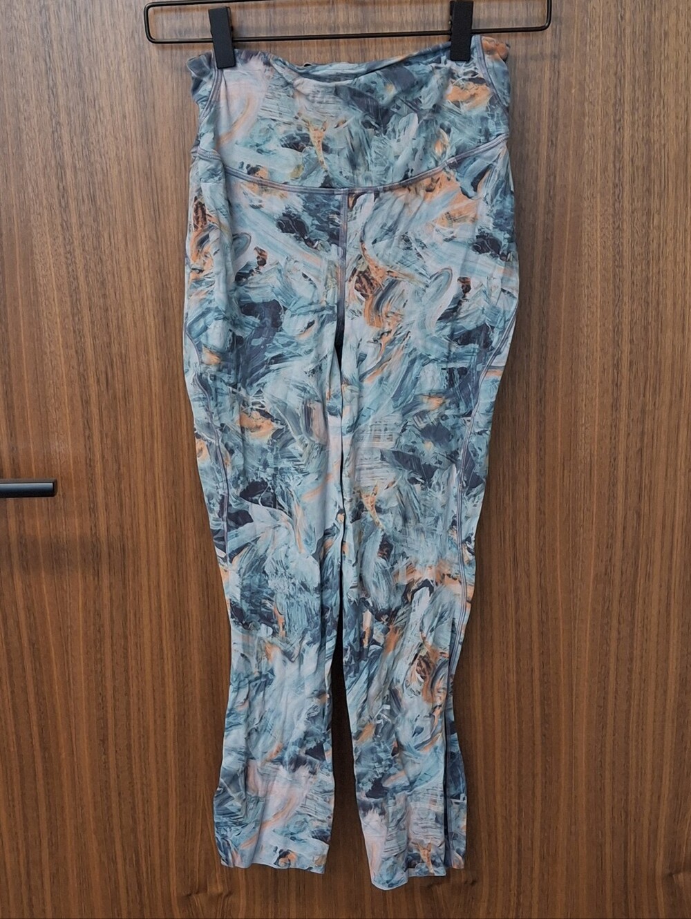 Lululemon Base Pace High-Rise Crop 23" SZ 6